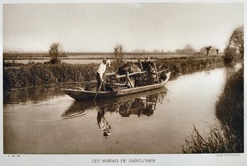 Bacôve évoluant dans le marais de Saint-Omer (vers 1920-1940)