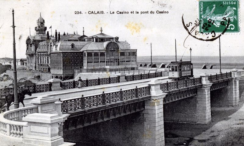 Fichier:Calais casino et pont.jpg