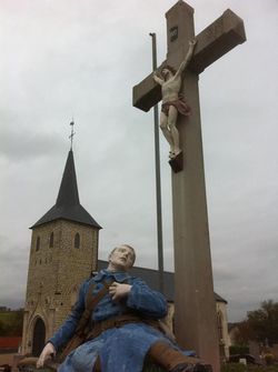 Pernes-les-Boulogne monument aux morts.JPG