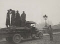 Calais statue bourgeois 1918 3.jpg