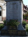 Agny - Monument aux morts (2).JPG