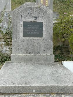 Sépulture de Godefroy Vasseur dans le cimetière d'Houdain