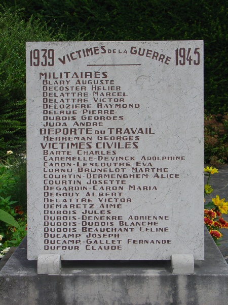 Fichier:Wizernes Plaque du monument aux morts2.jpg