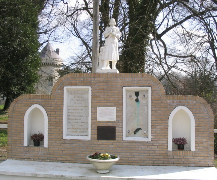 Fichier:Villers-Chatel monument aux morts.jpg
