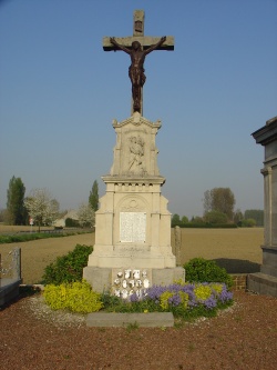 Vieille-Chapelle monument aux morts.jpg