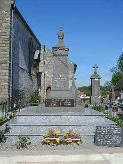 Bourthes monument morts.jpg