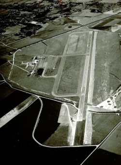 Aéroport de Calais en 1964