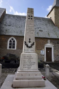 Conteville boulogne monument morts2.JPG